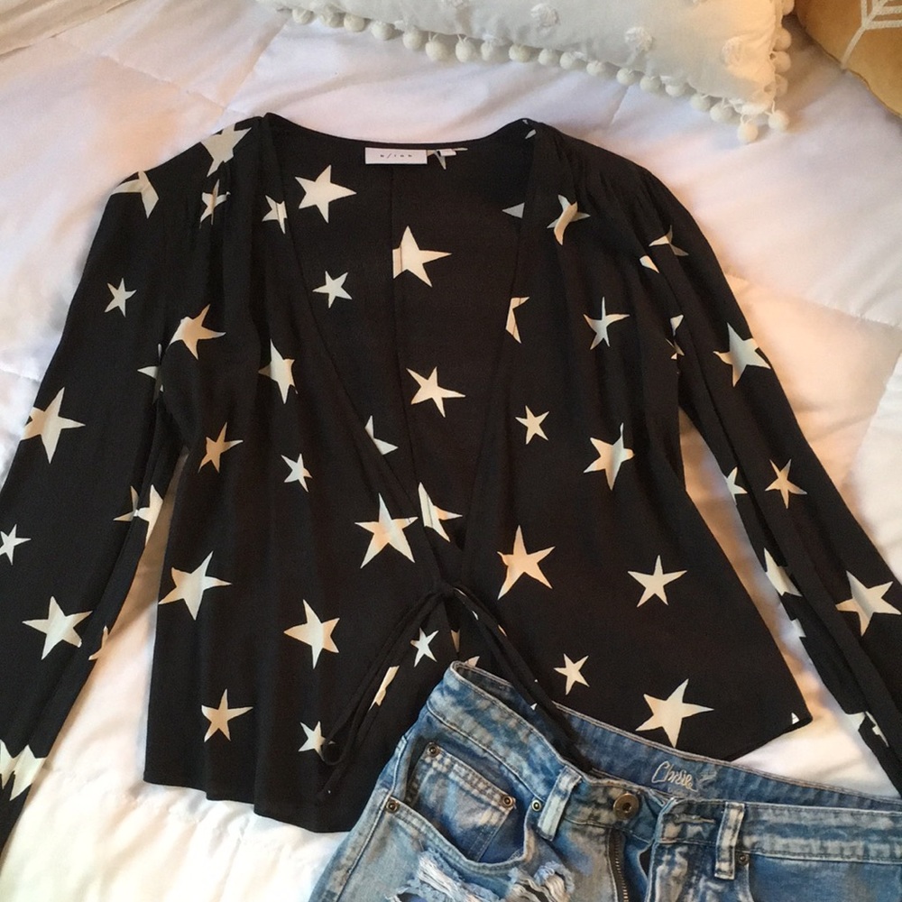 ⭐️Blue and white star blouse!